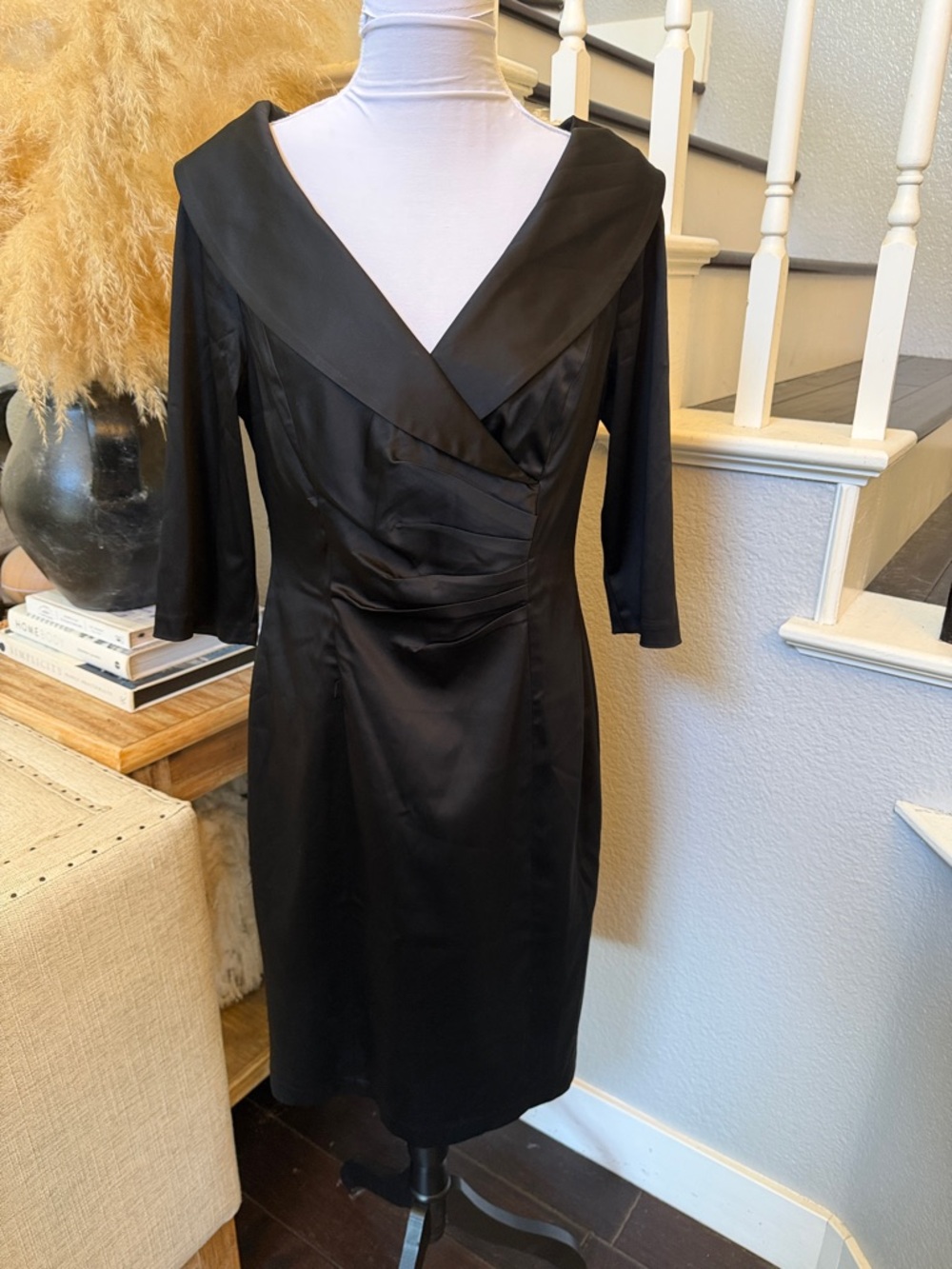 Kay Unger Black Satin Sheath Evening Dress Size 10 Portrait Collar Cocktail - Picture 2 of 8